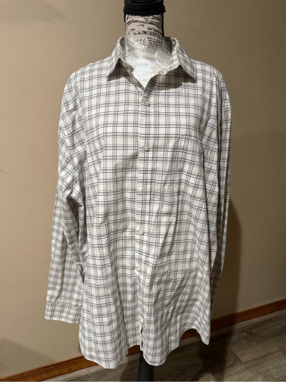 Van Heusen White and Gray Plaid Button-Down Shirt
